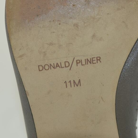 Donald Pliner Cafne Metallic Silver Gray Boots Studded Bow US 11 - Picture 10 of 14